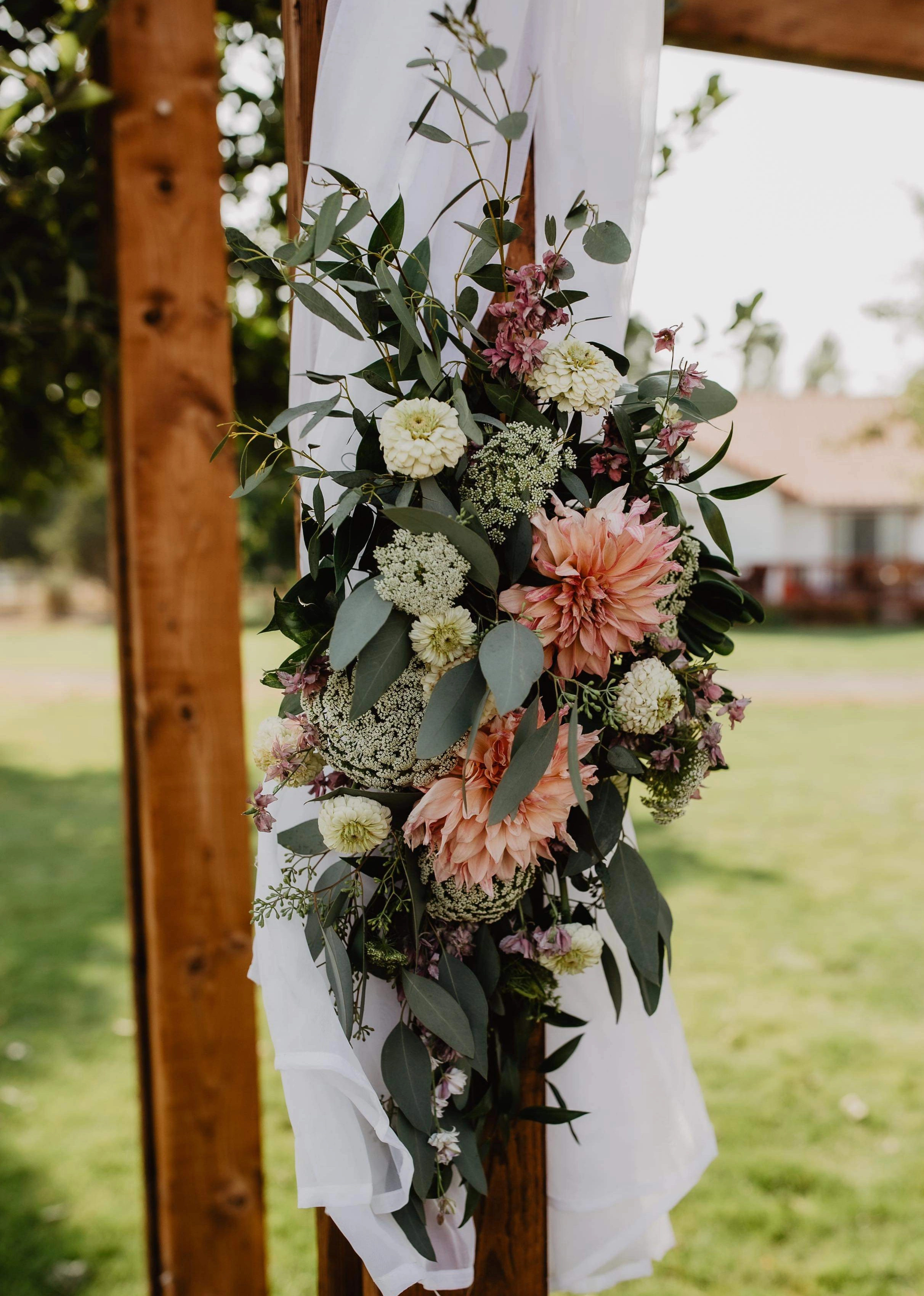 justin7 Wedding Flowers